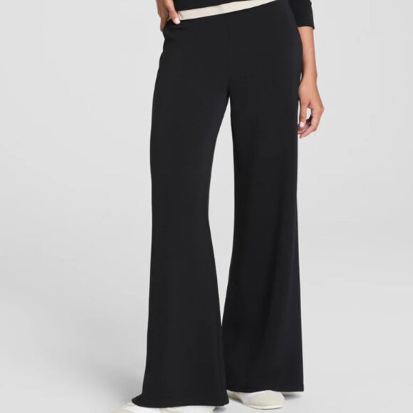 NWT $110 SPANX AirEssentials Wide Leg Pants -Sz M - Picture 1 of 7